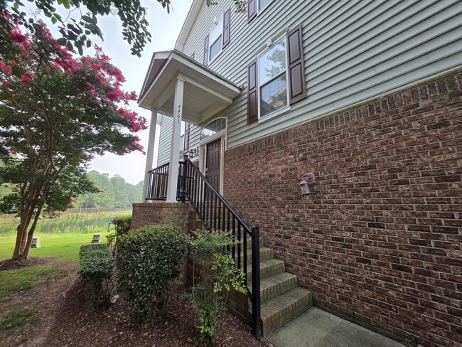 Photo - 4461 Leamore Square Rd