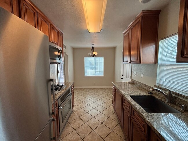 Photo - Park 311-319 Unidad 317 N Park Ave