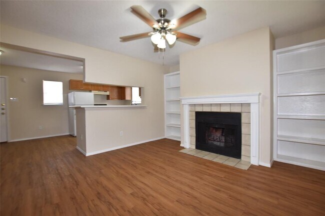 Photo - 2804 Jadewood Ct