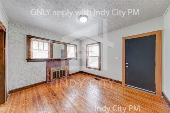 Photo - 953 N Linwood Ave