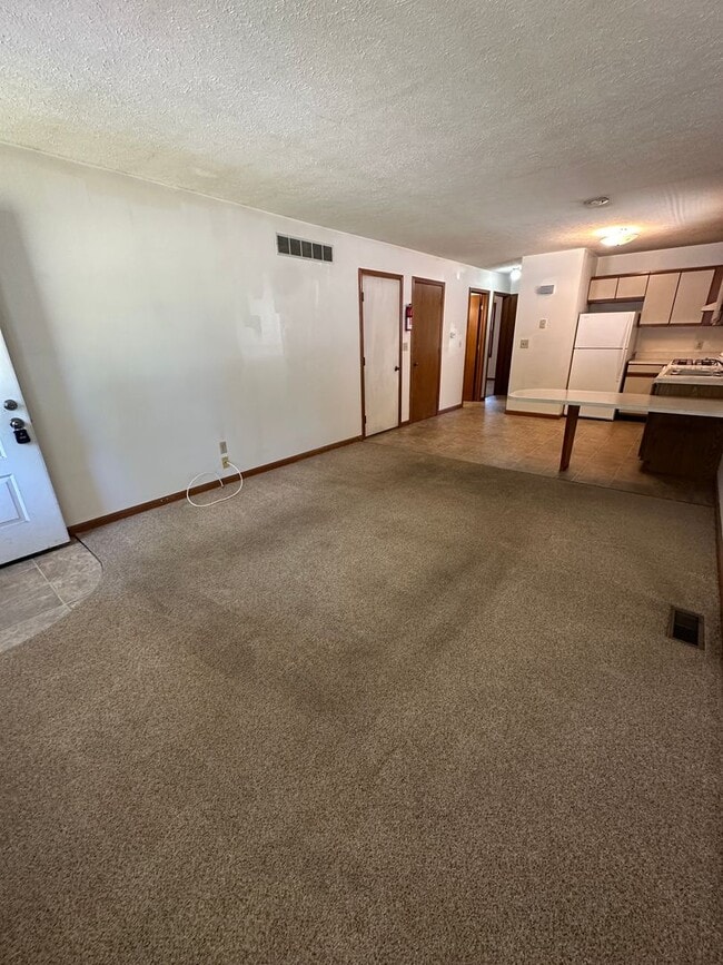 Photo - 1003 Zollinger Rd Unit 1003-B