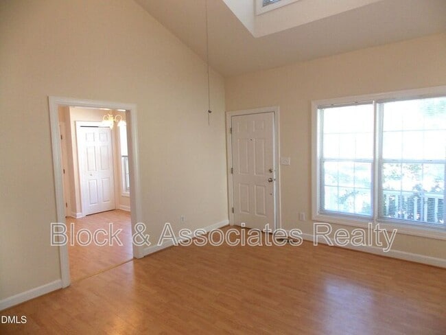 Photo - 2701 Sterling Park Dr