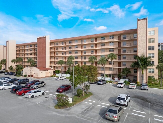 Building Photo - 14527 Bonaire Blvd Unit 510