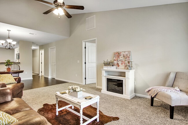 Photo - 564 Deerchase Ct