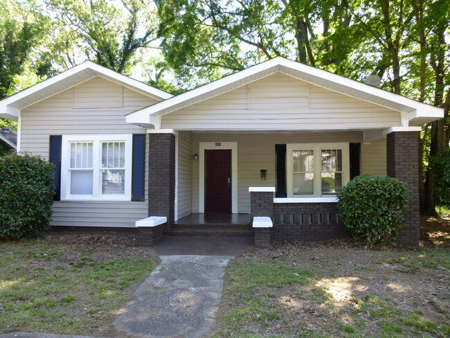 NOW AVAILABLE! MOVE IN READY!! - NOW AVAILABLE! MOVE IN READY!! House