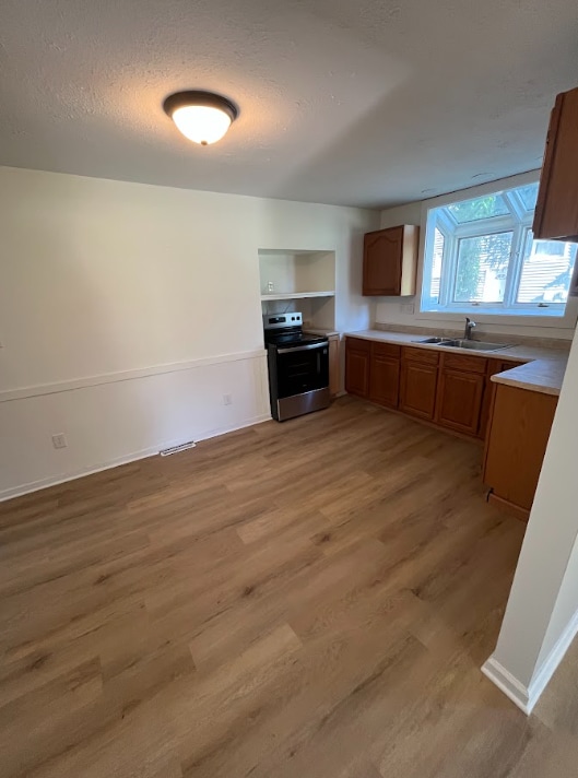 4459 Silverdale Rd