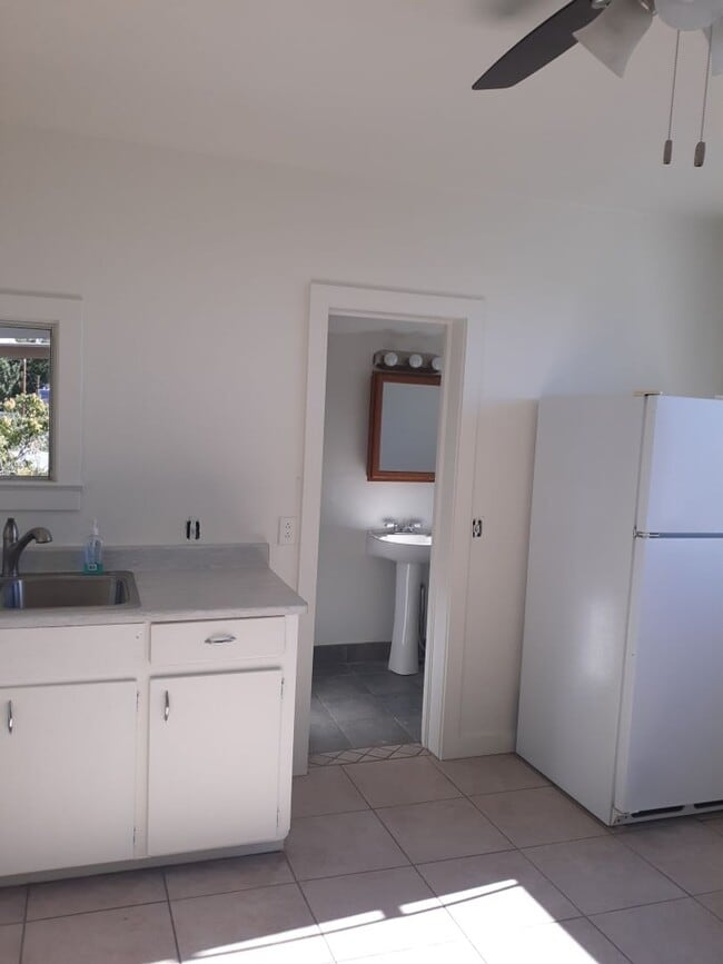 Photo - AVAILABLE NOW!! 2 Bedroom with Office spac...