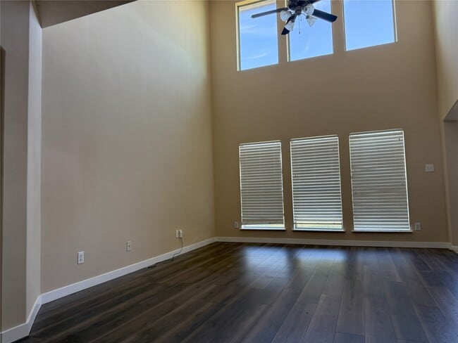 Photo - 22434 Albee Dr