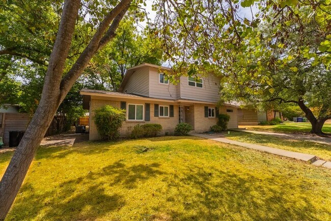 Photo - 1307 Berkshire Dr