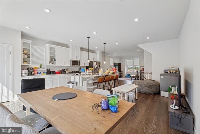 Photo - 102 Foxtail Wy