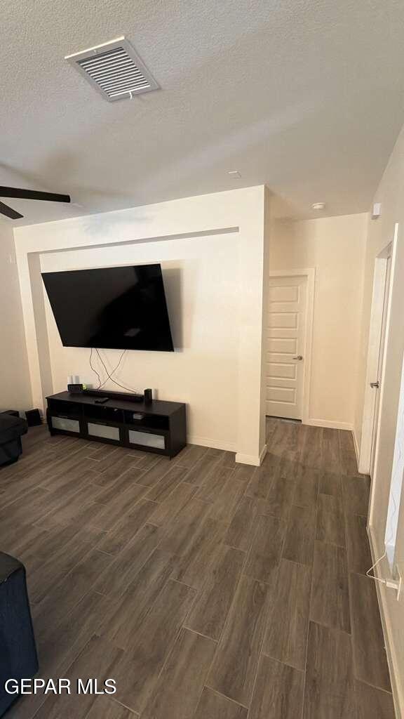 Photo - 476 Deserts Dr