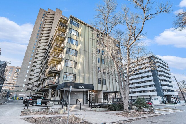 Available Immediatley! Stunning Cheesman ... - Available Immediatley!  Stunning Cheesman ... Condominio