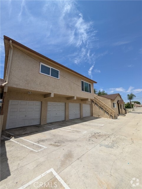 Building Photo - 9566 Olive St Rental