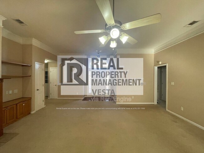 Photo - 316 Wynfield Ln