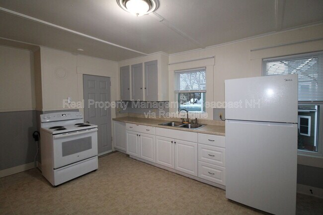 Photo - 69 Lafayette St Unit B