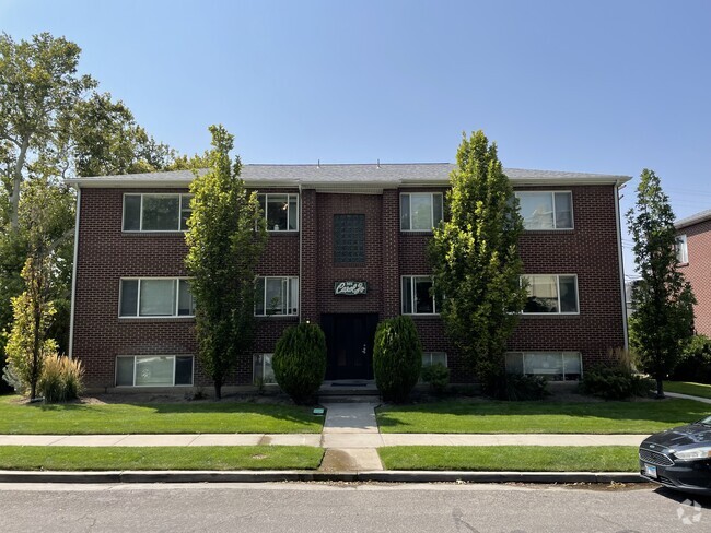 Building Photo - The Arches South Apartments