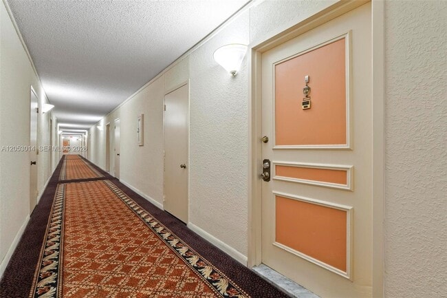 Building Photo - 600 Three Islands Boulevard Unit 317