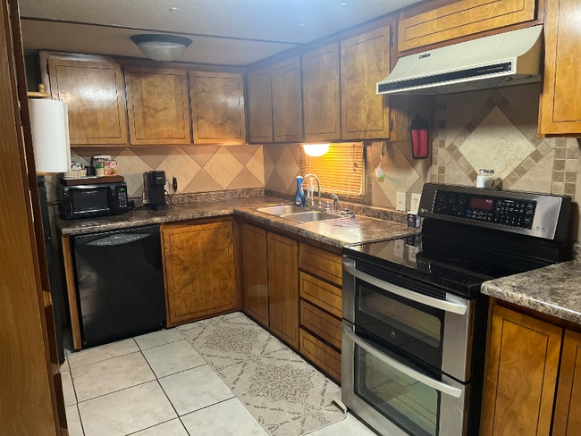 Photo - 814 Marsh Ave