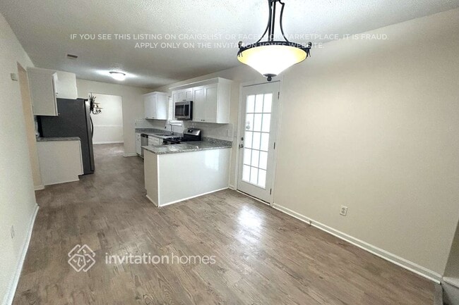 Photo - 2204 Eagles Nest Cir