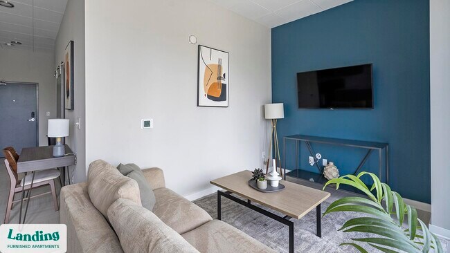 Photo - 600 19th St N Unit 206.1409897