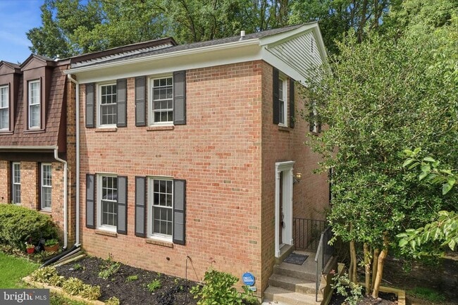 Building Photo - 8562 Tyrolean Way