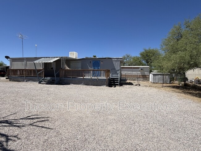 Building Photo - 4580 E Rex St