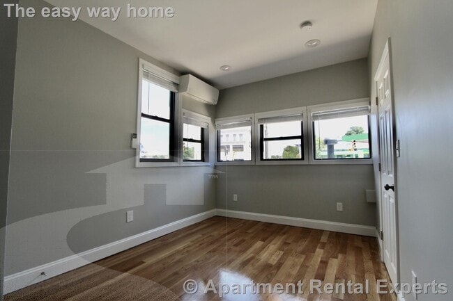 Photo - 246 Main St Unidad #1