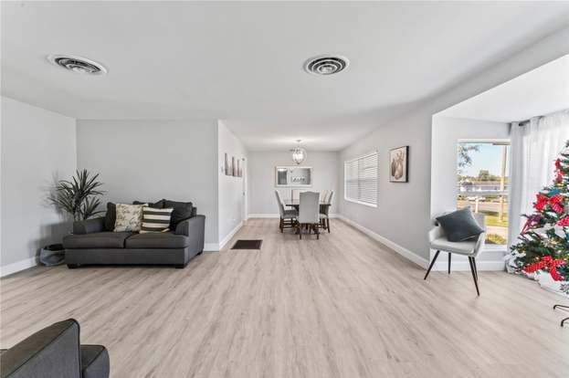 Photo - 37402 Meridian Ave