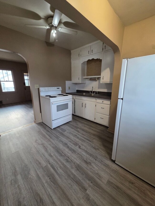 Photo - 304 Lake St Unit Lower Rear