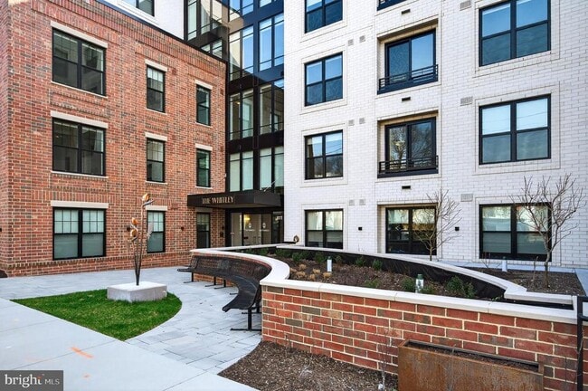 Photo - 811 S Columbus St Unidad 206