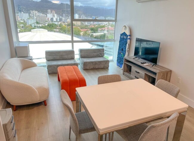 Photo - 909 Kapiolani Blvd