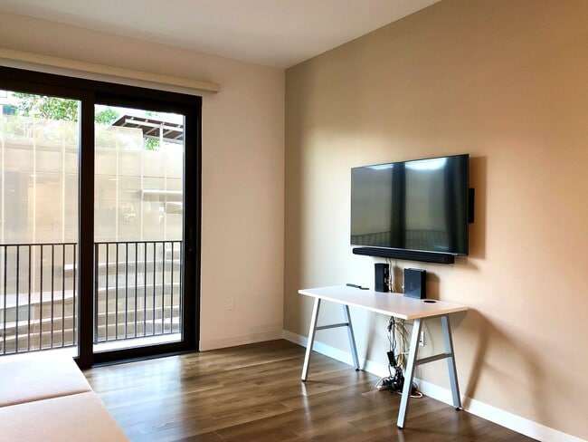 Photo - Aalii - Pet Negotiable Studio/1BA/1PK