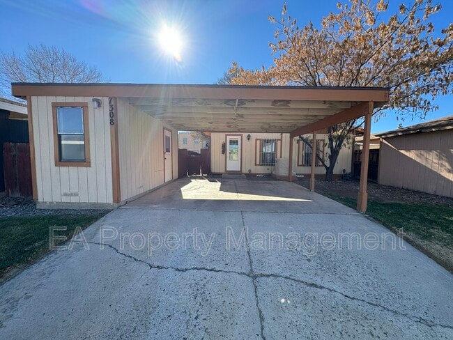 Building Photo - 7308 Turtledove Ln NE Rental