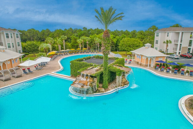 Photo - Edgewater Crossings