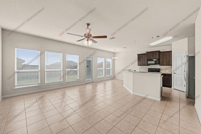 Photo - 4713 Highmont Dr