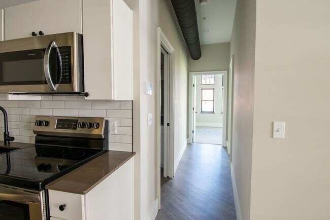 Photo - 409 Main St Unit 3B