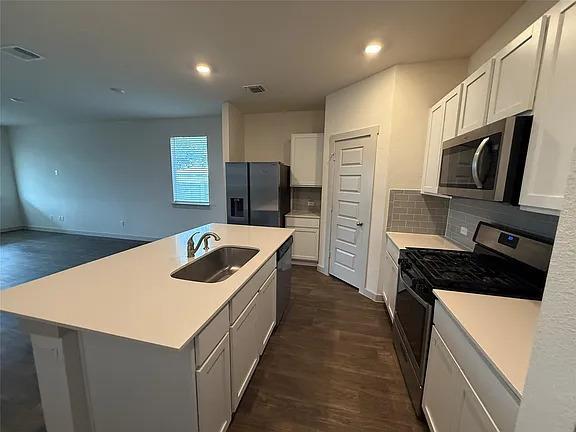 400 Barton Creek Ln