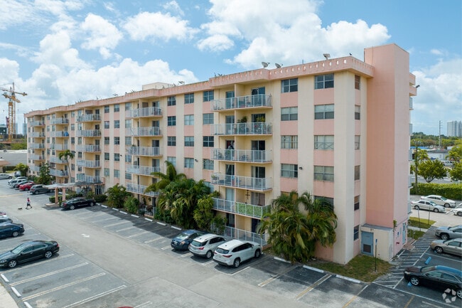 Photo - Tall Tree Condominium