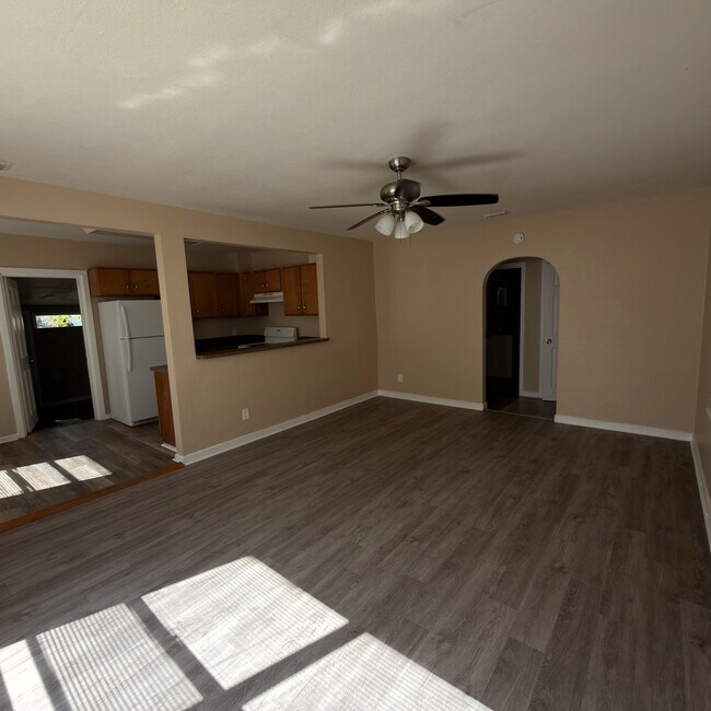 Photo - 2621 18th St S