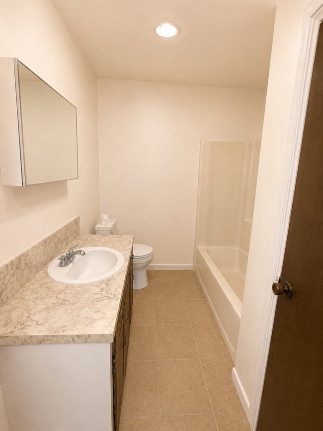 Photo - Cozy 1-Bed: Prime Location Near Seminole Fire Station Unidad Apt. 210