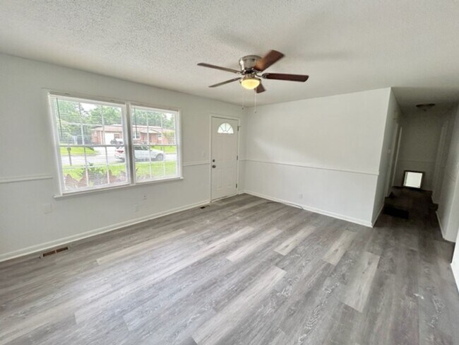 Photo - NEWLY REMODELED 3 BEDROOM