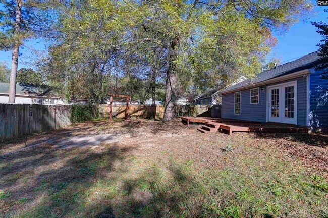 Photo - 509 Burnside Dr