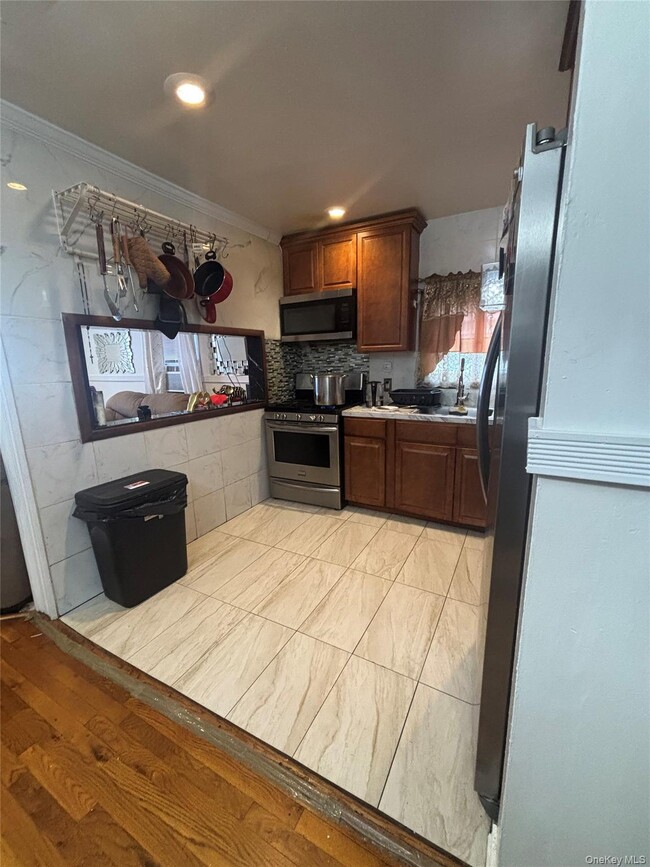 Photo - 128-11 174th Pl