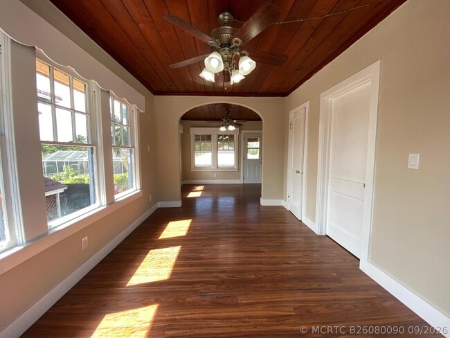 203 Foresteria Dr Unit 1
