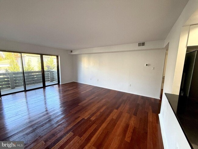 Photo - 606 Cooper Landing Rd Unit A-3E