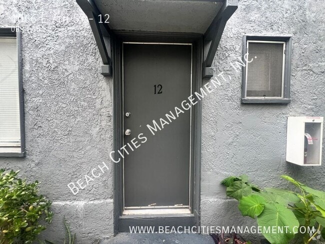 Building Photo - 1066 E 7th St Unit 12 Rental