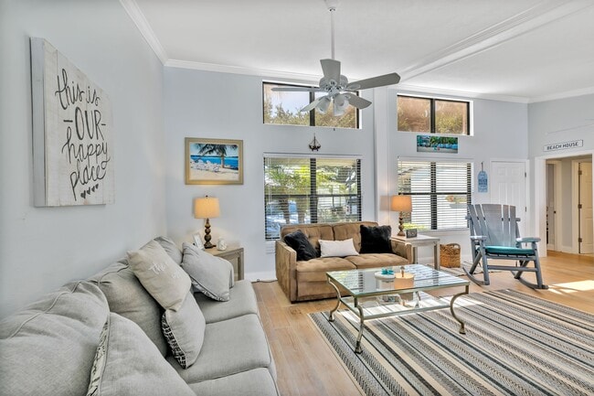 Photo - 44 Jacaranda Cay Ct Unit 44