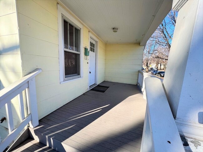 Photo - SINGLE FAMILY HOME W/LARGE FENCED YARD!