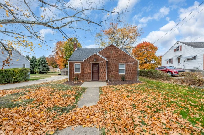 Welcome to this charming two-bedroom in Ho... - Welcome to this charming two-bedroom in Ho... Casa