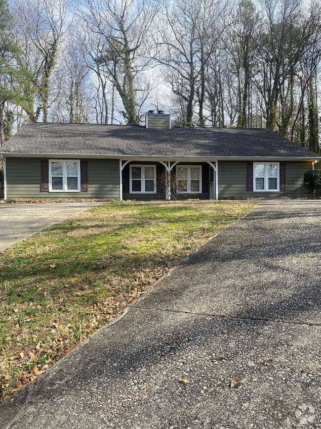Building Photo - 4069 Coopers Hill Dr SE Rental